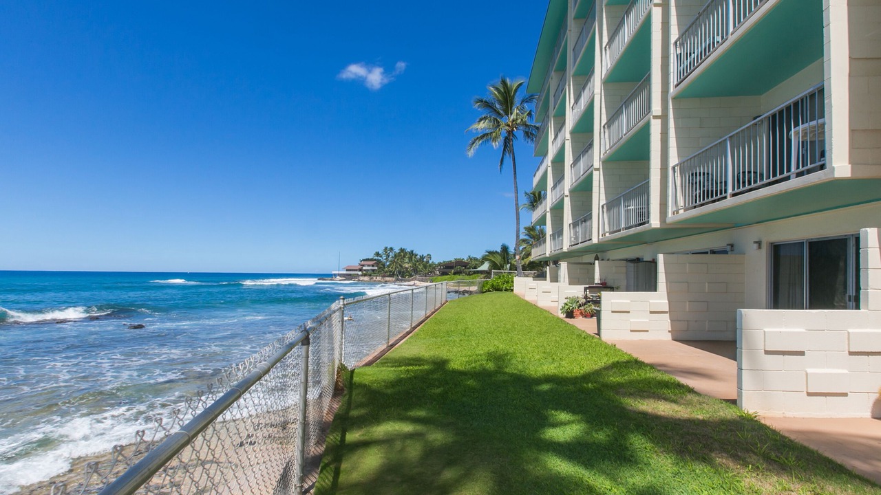 Photo of Others in Makaha