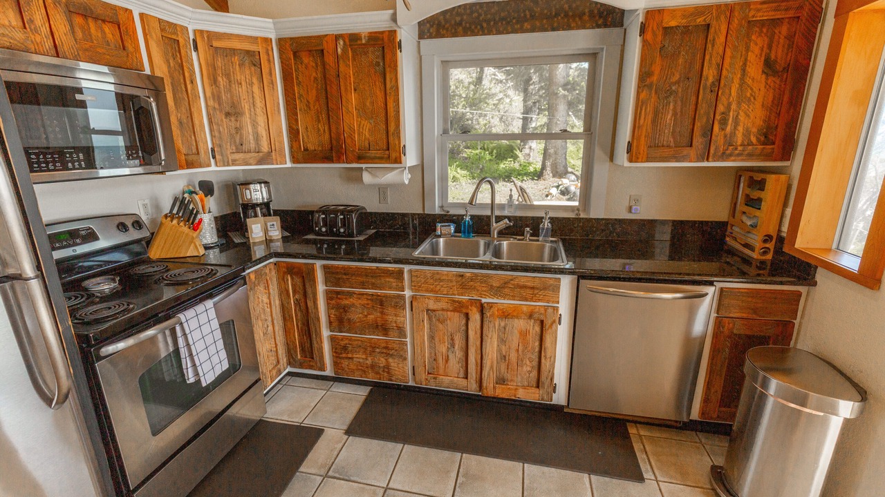 Photo of Kitchen in Gold Beach