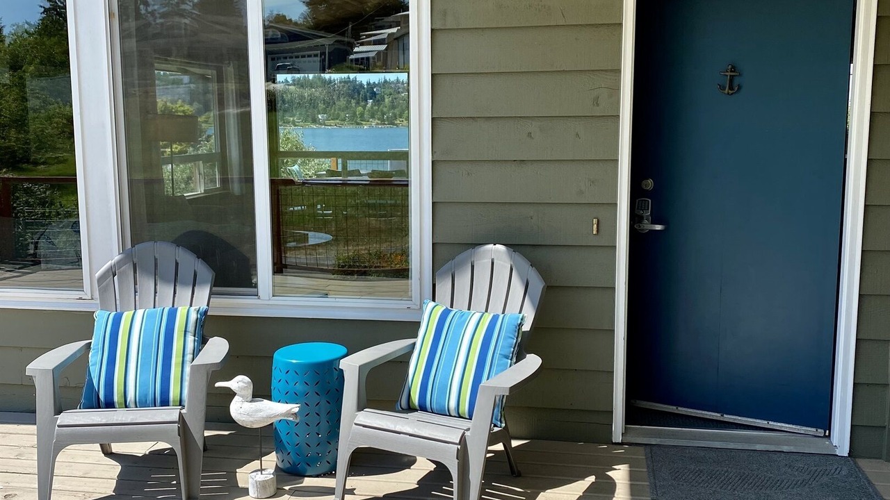 Photo of Others in Freeland