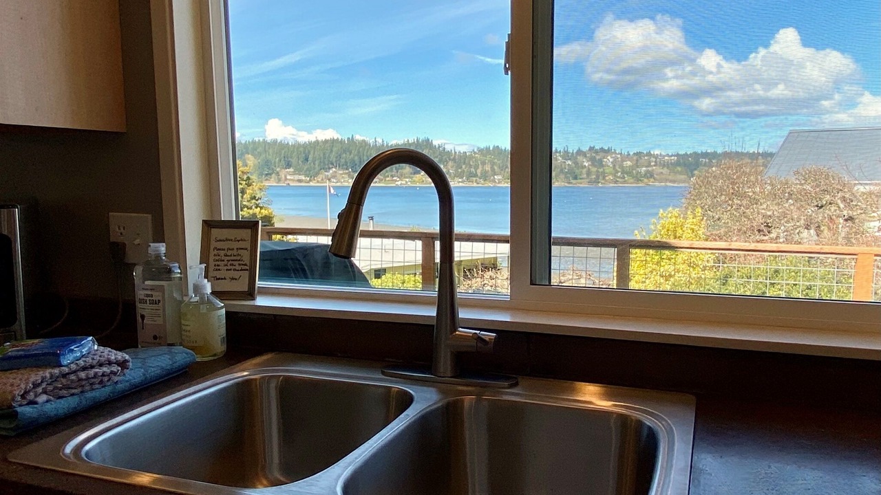 Photo of Others in Freeland