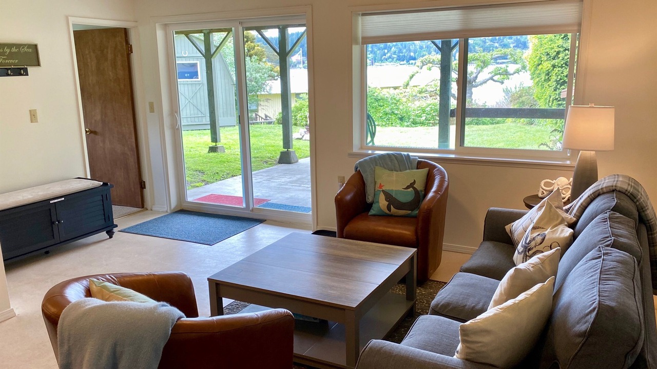 Photo of Others in Freeland