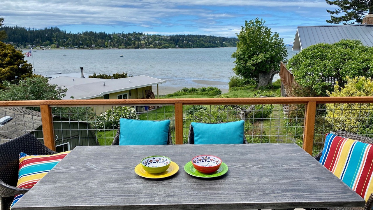 Photo of Others in Freeland