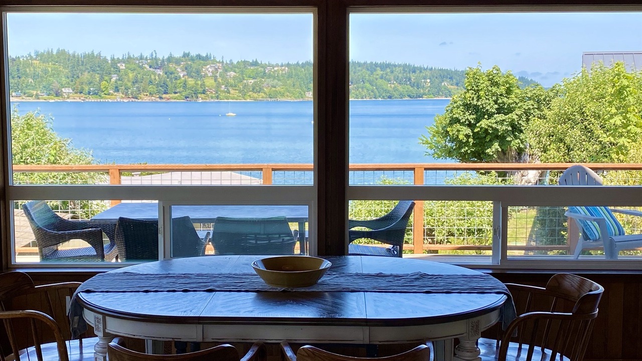 Photo of Others in Freeland