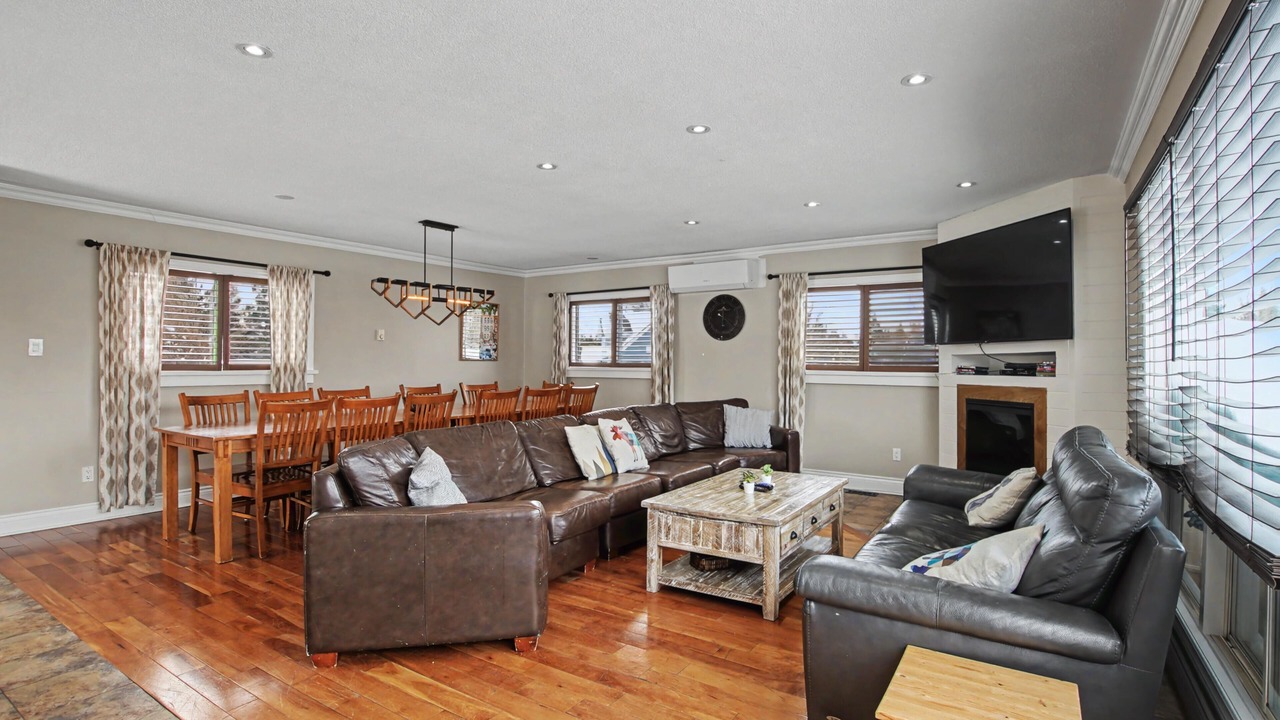 Photo of Livingroom in Swiss Meadows