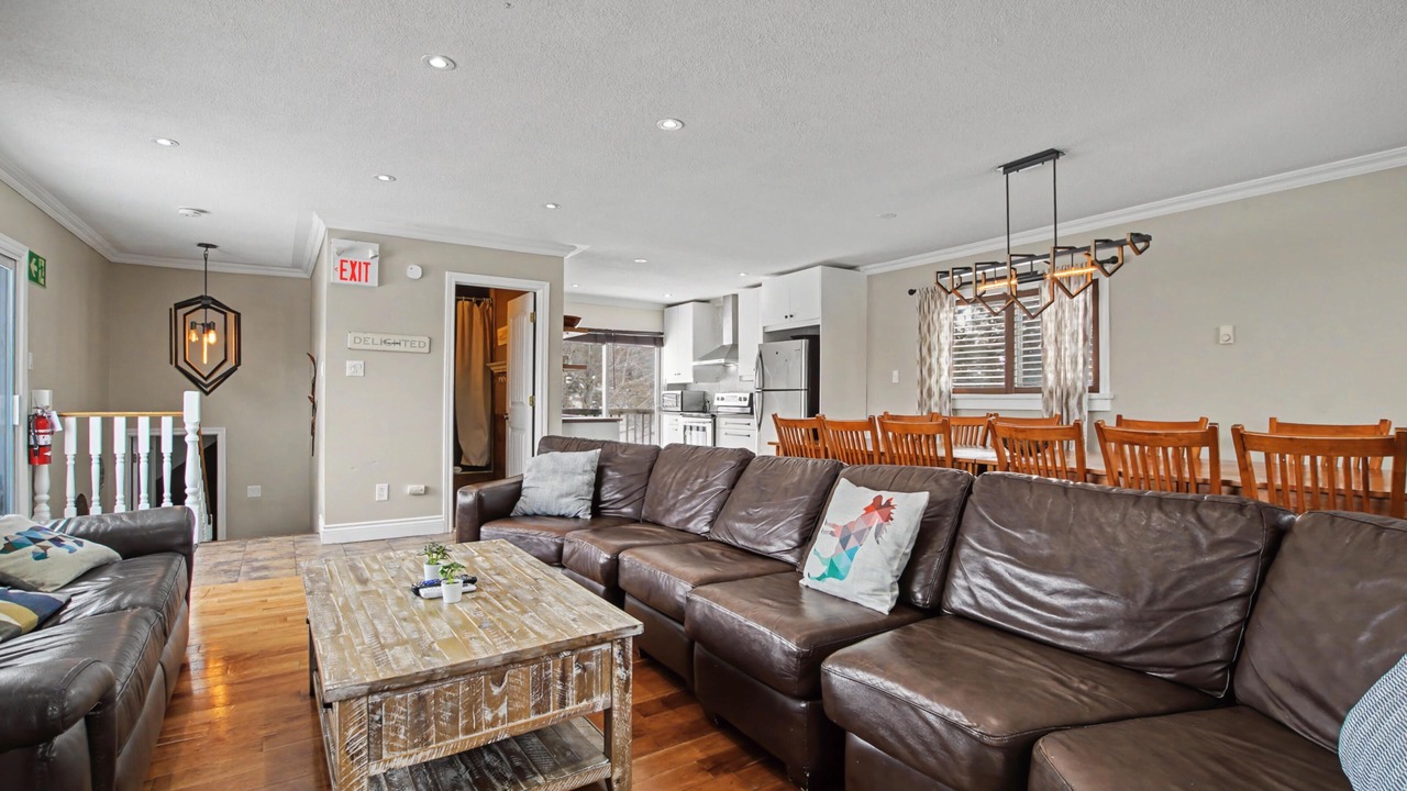 Photo of Livingroom in Swiss Meadows