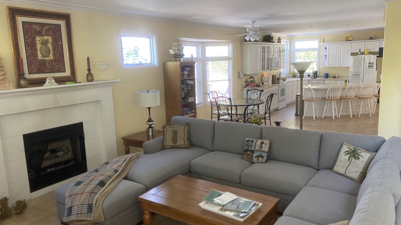 Photo of Livingroom in Michigan City