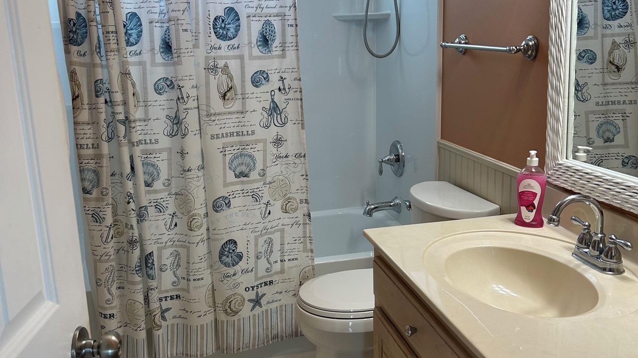 Photo of Bathroom in Pine Knoll Shores