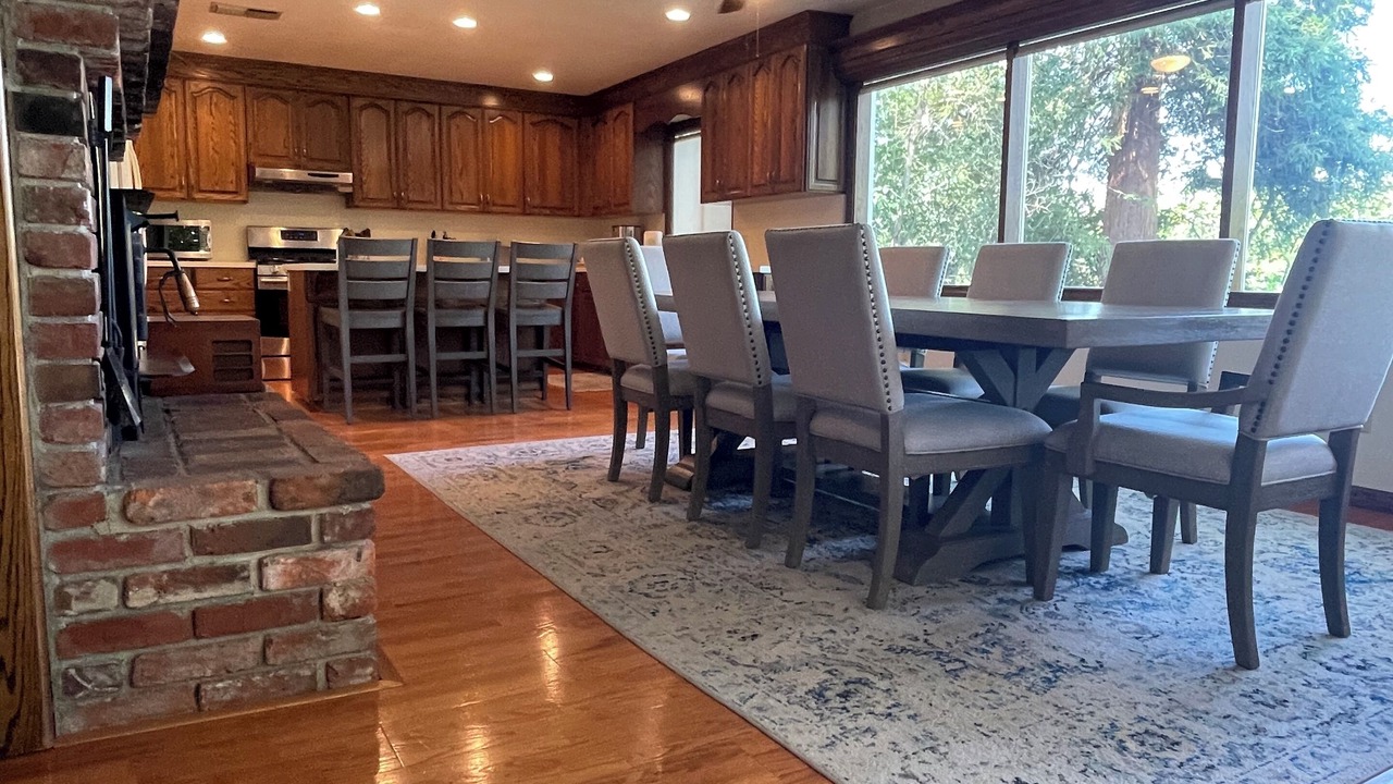 Photo of Livingroom in Cascade
