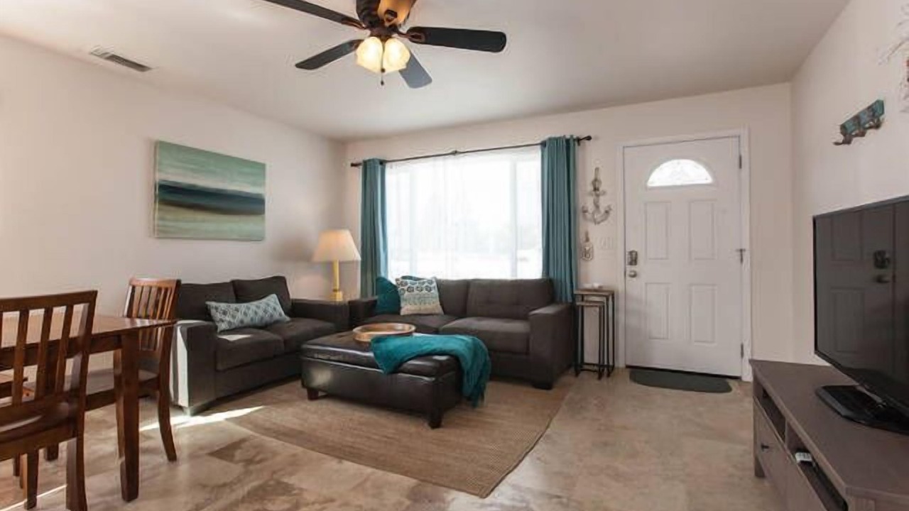 Photo of Livingroom in Carlsbad