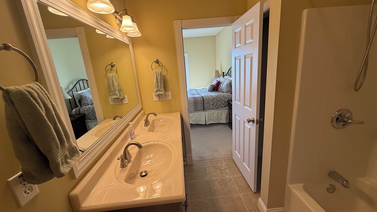 Photo of Bathroom in La Follette