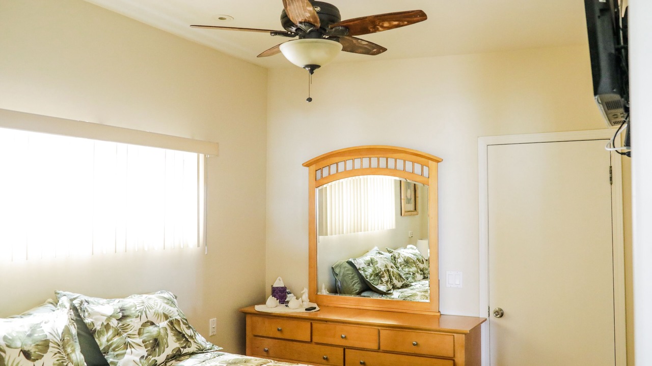 Photo of Bedroom in South Mission Beach