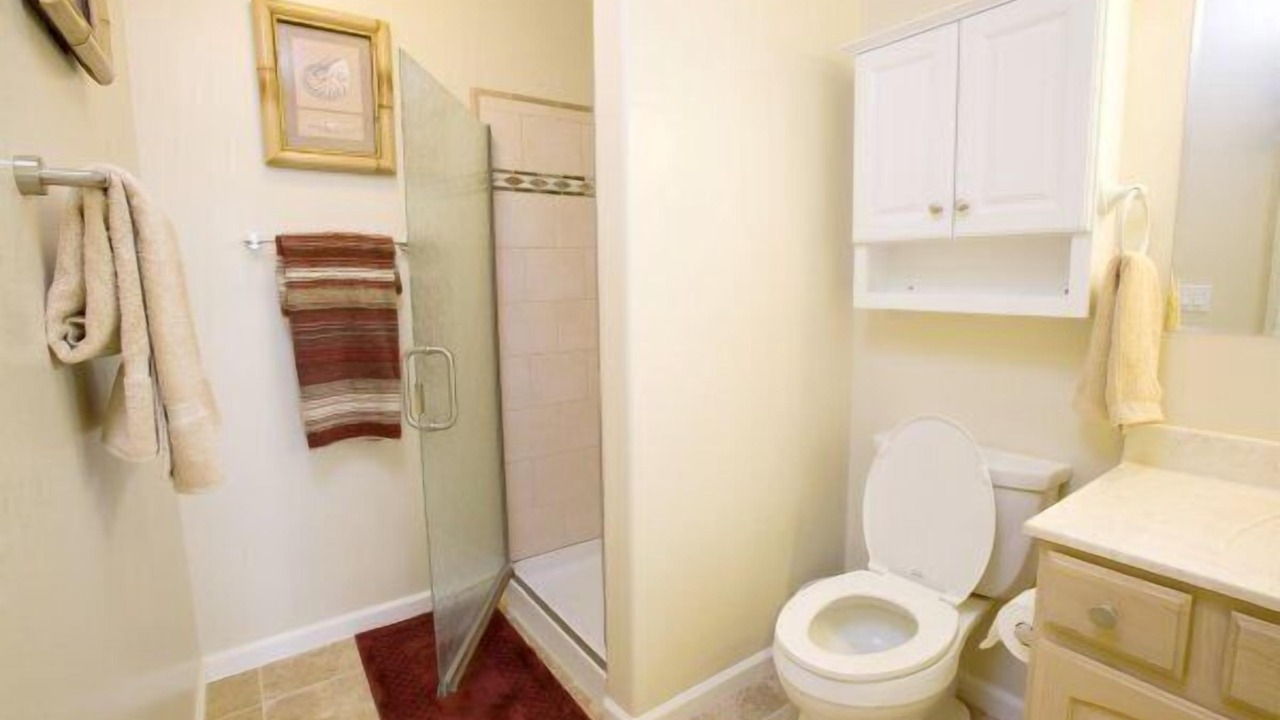 Photo of Bathroom in South Mission Beach