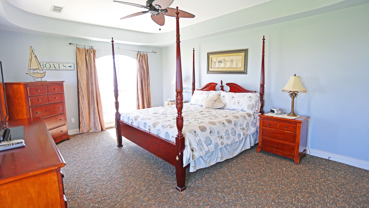 Photo of Bedroom in Port Lavaca