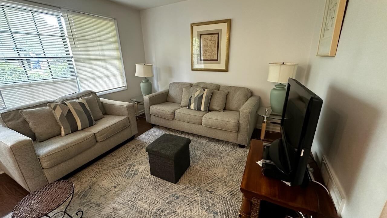 Photo of Livingroom in Downtown