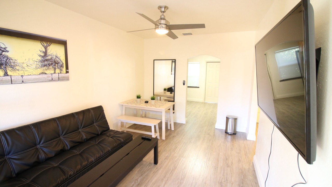 Photo of Livingroom in Little Ranches