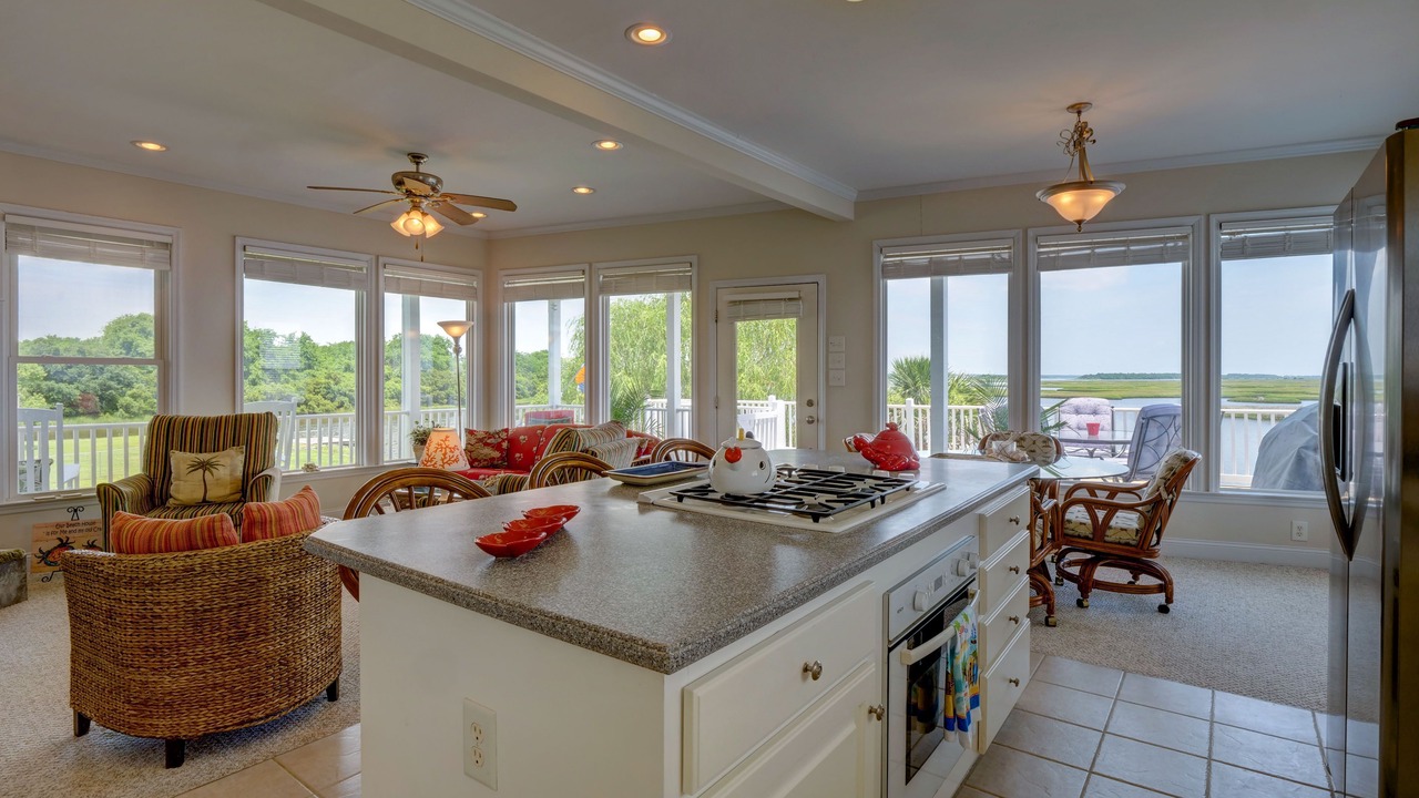 Photo of Kitchen in Surf City