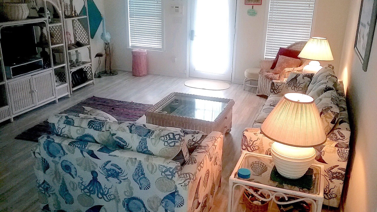 Photo of Livingroom in Surf City