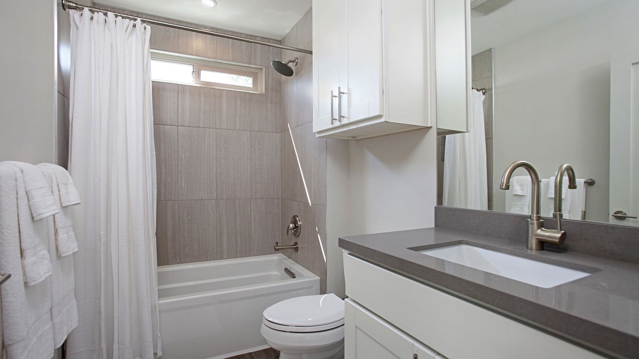 Photo of Bathroom in Park West