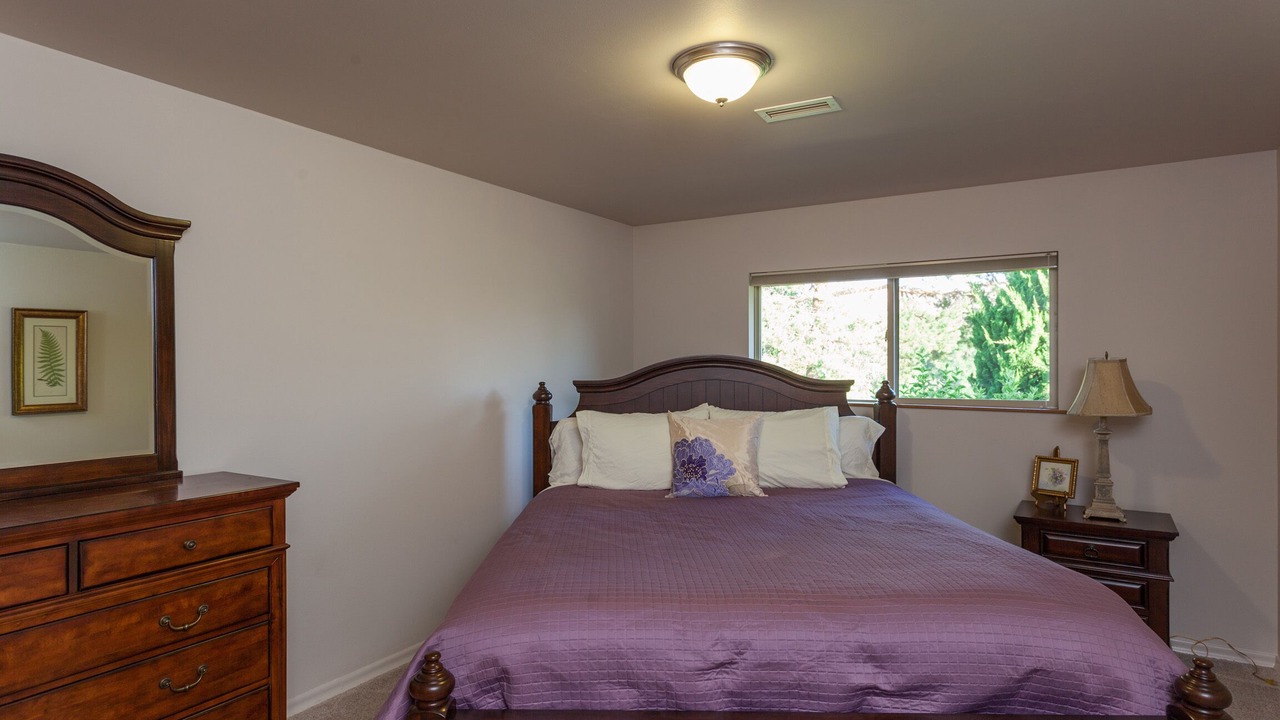 Photo of Bedroom in Prosser