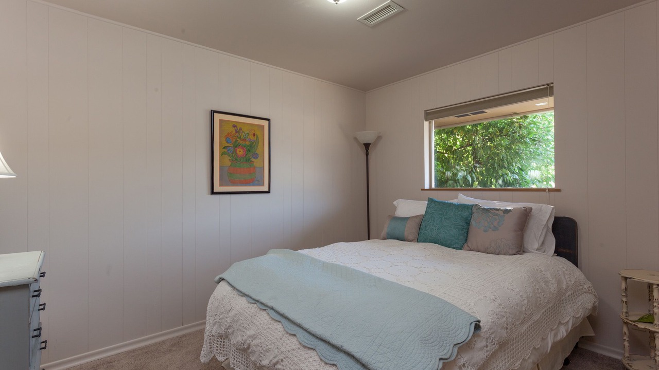 Photo of Bedroom in Prosser