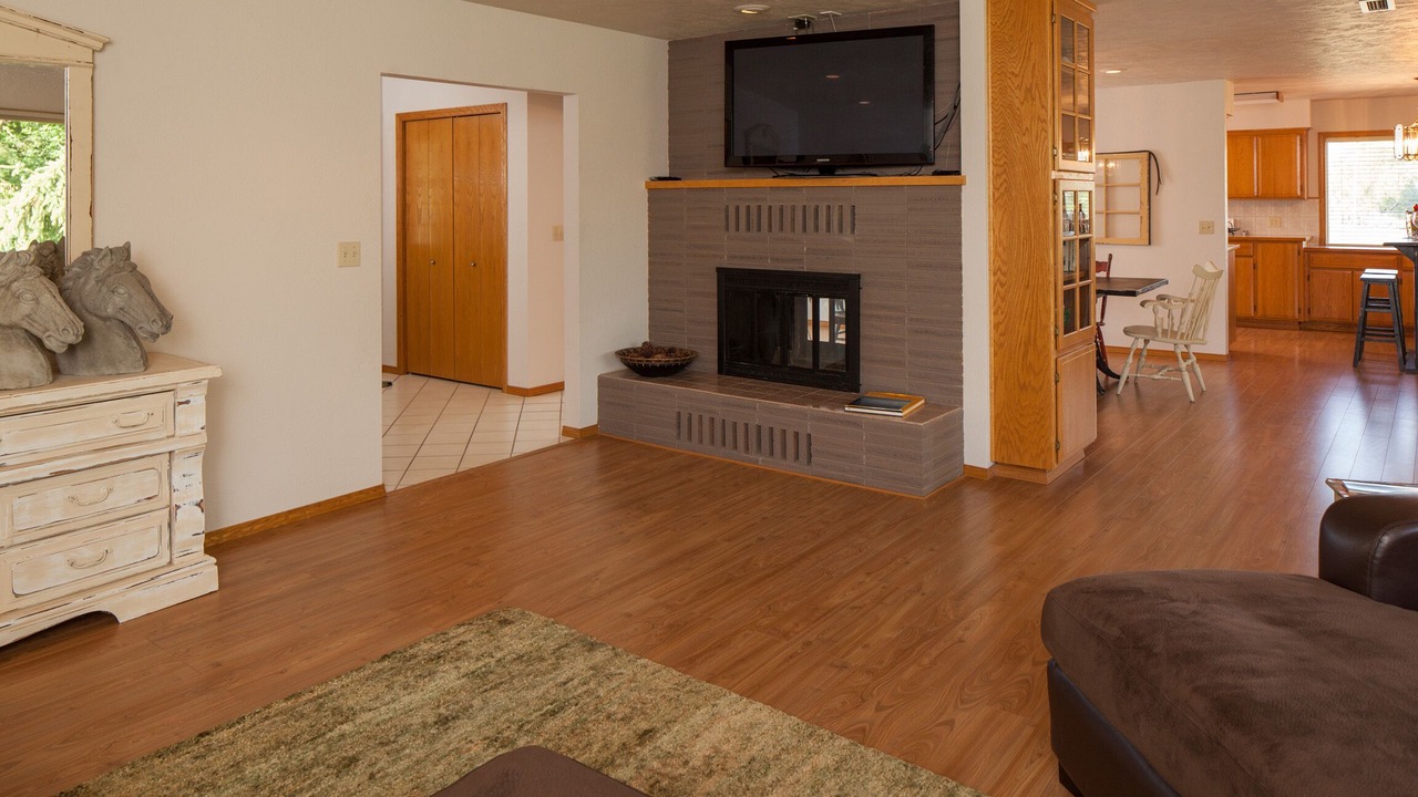 Photo of Livingroom in Prosser