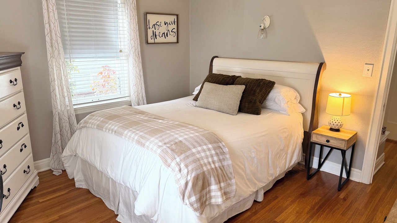 Photo of Bedroom in Manito