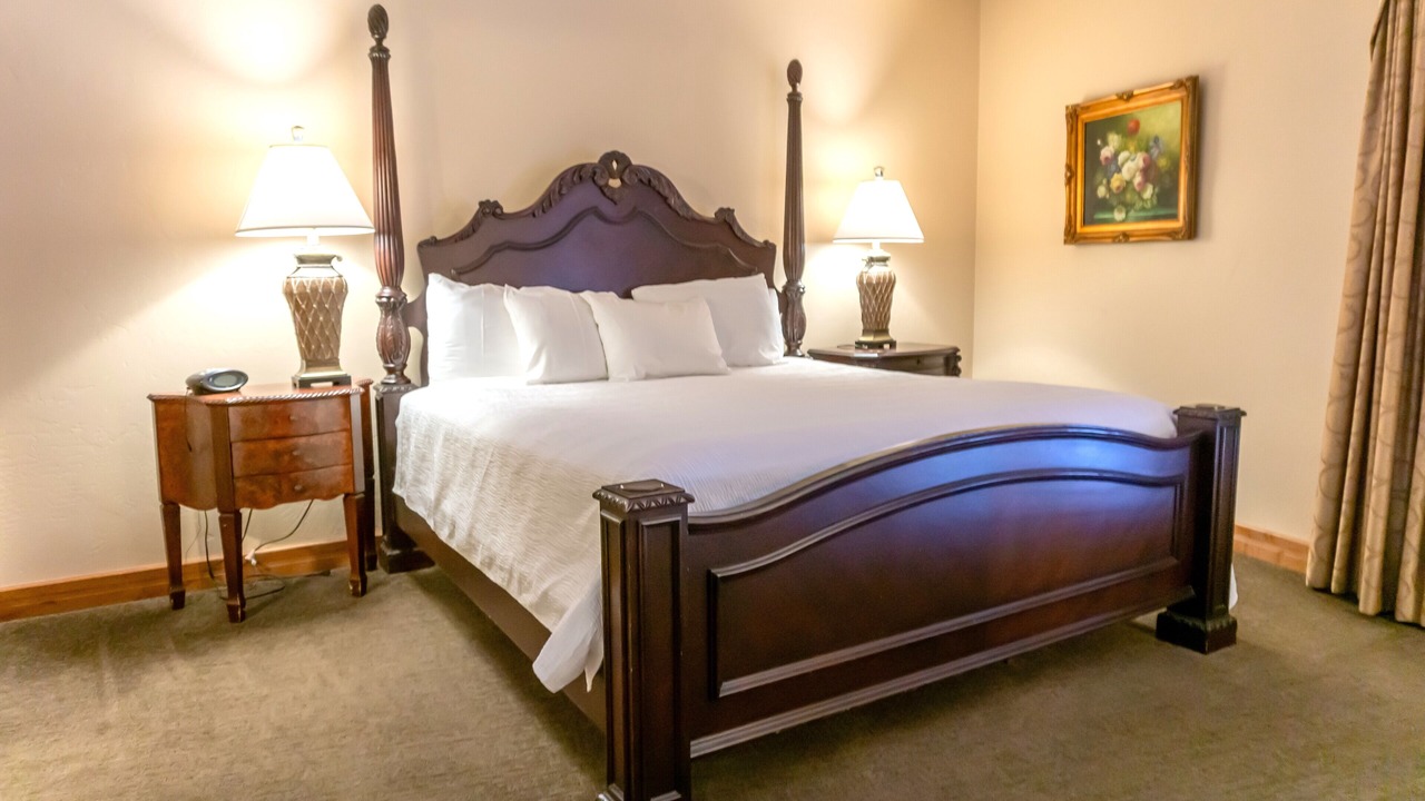 Photo of Bedroom in Midway