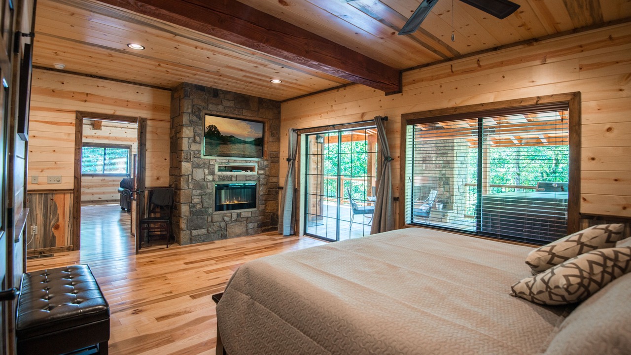 Photo of Bedroom in Broken Bow