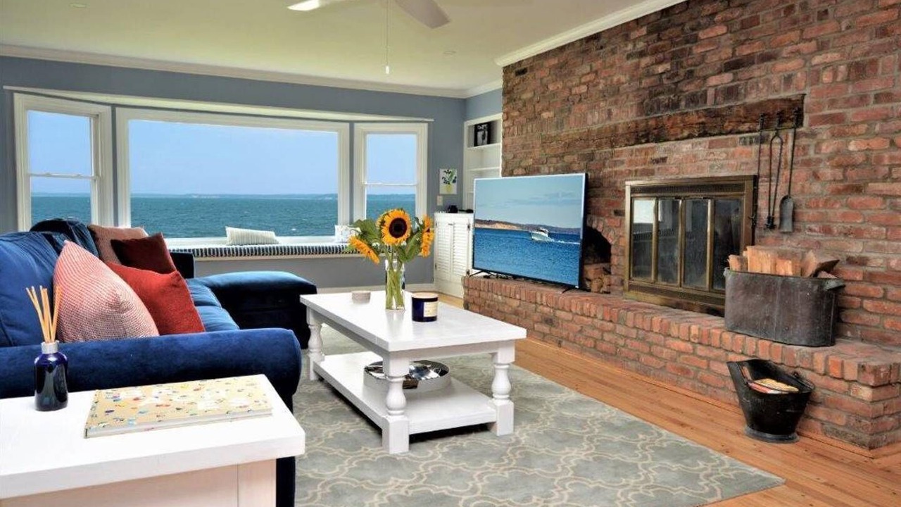 Photo of Bedroom in Laurel