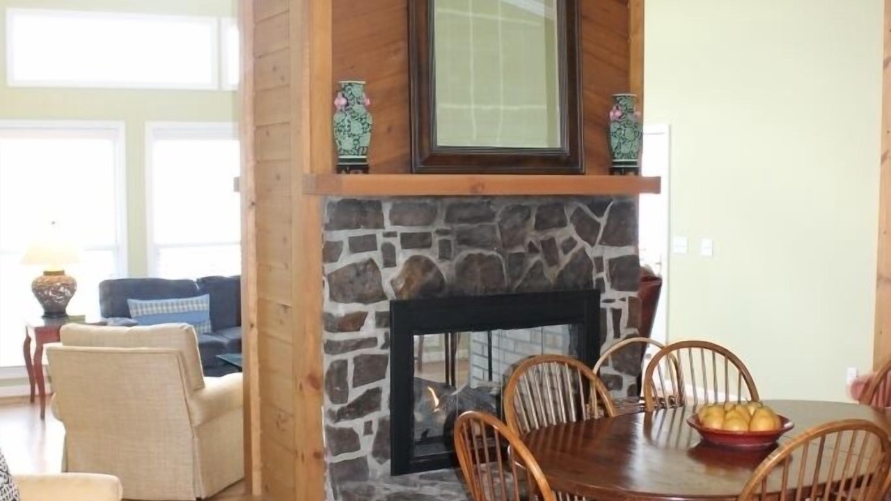 Photo of Livingroom in Beech Mountain