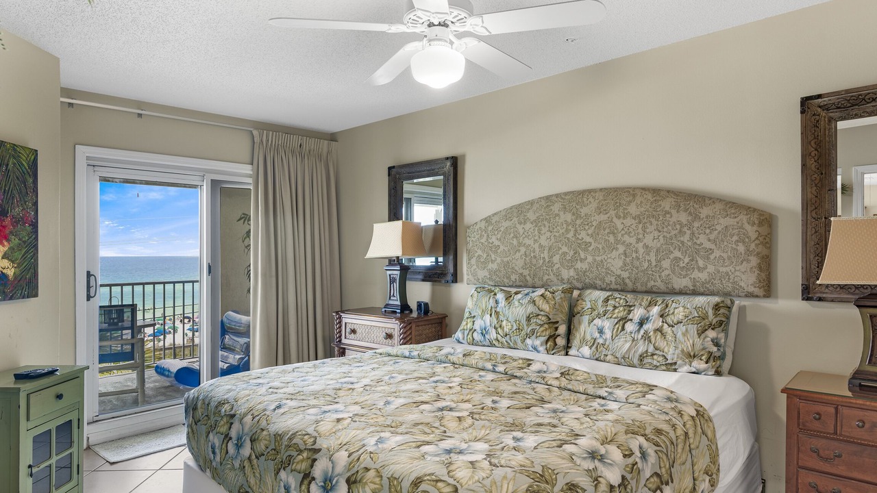 Photo of Patio Balcony in Avalon Beach Estates