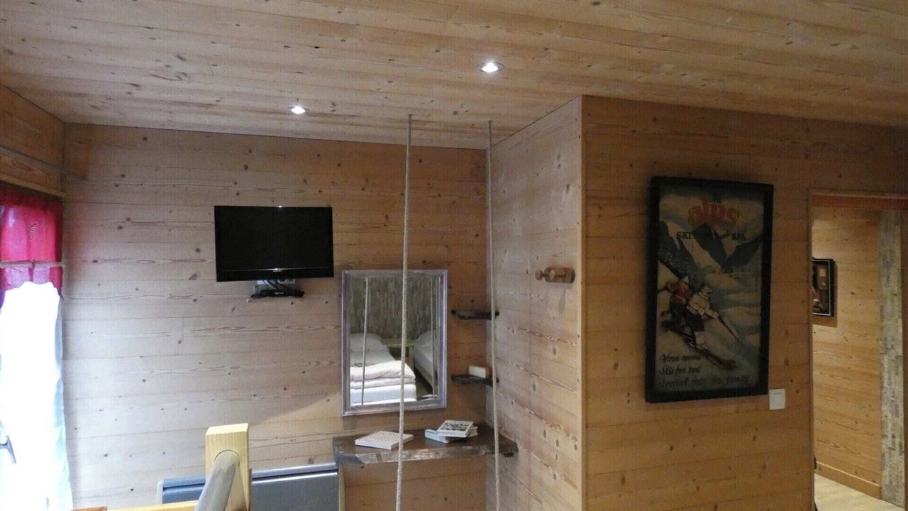 Photo of Bedroom in Thones