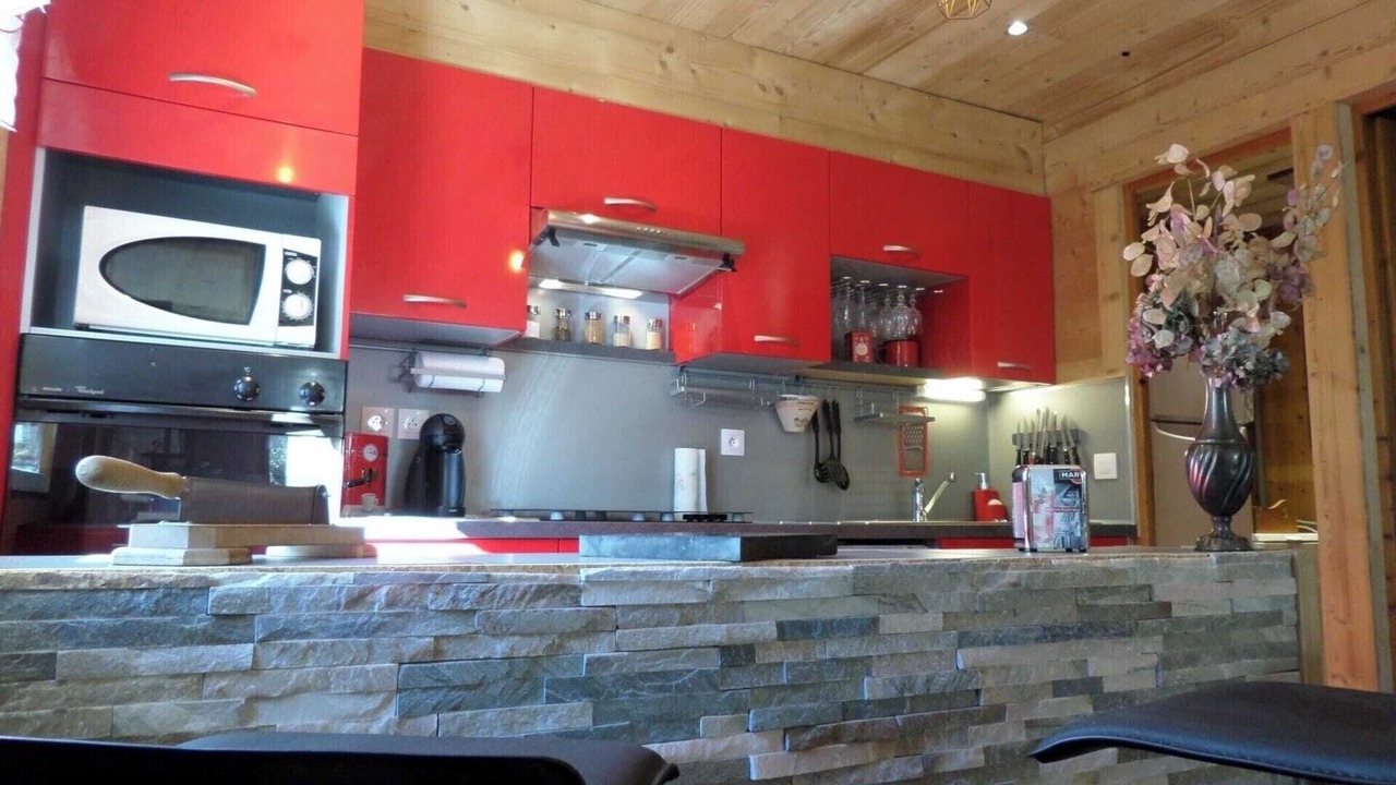 Photo of Kitchen in Thones