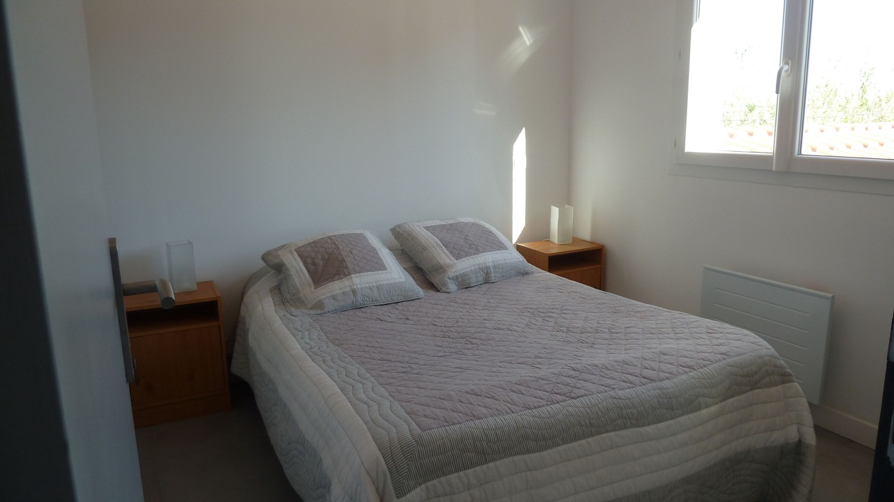 Photo of Bedroom in Montescot