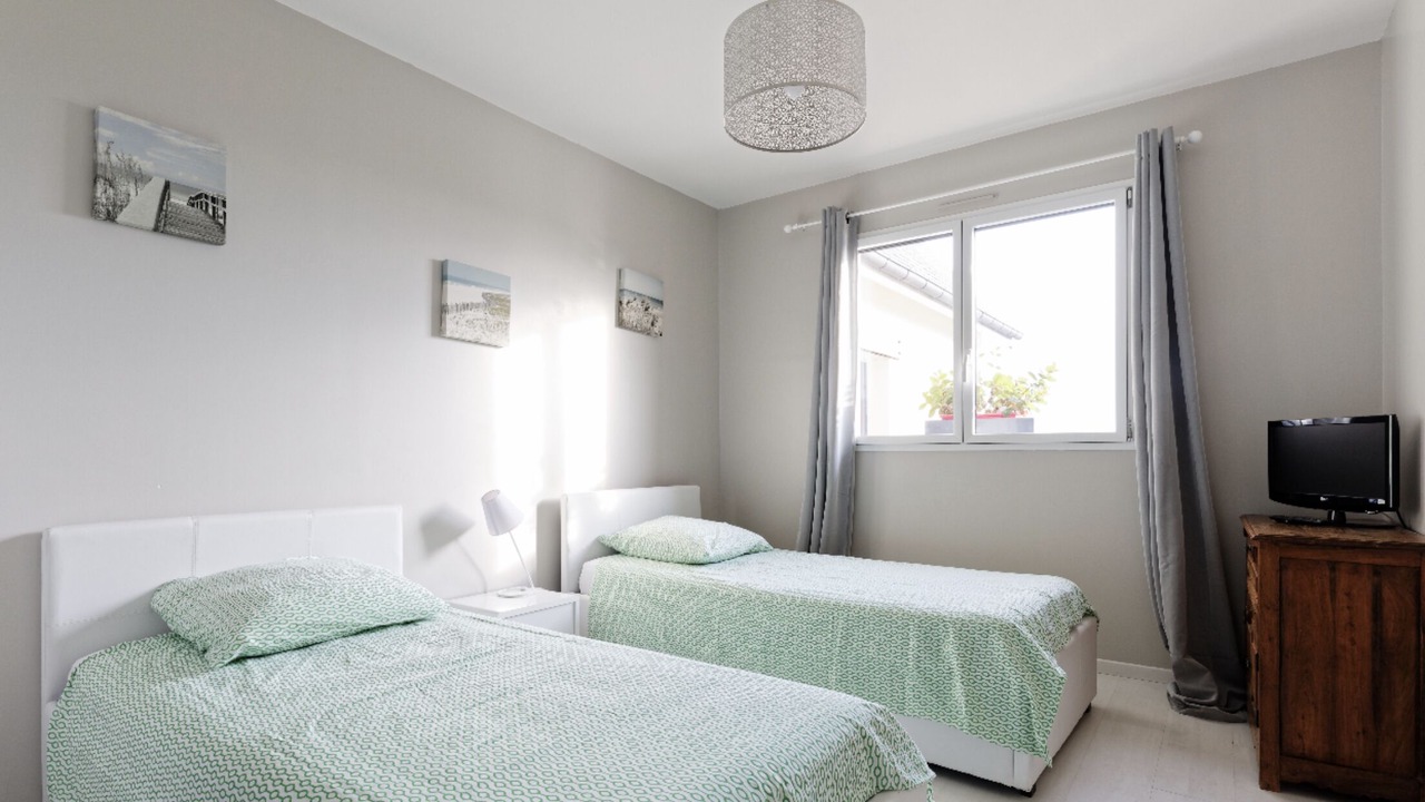 Photo of Bedroom in Saint-Martin-aux-Chartrains