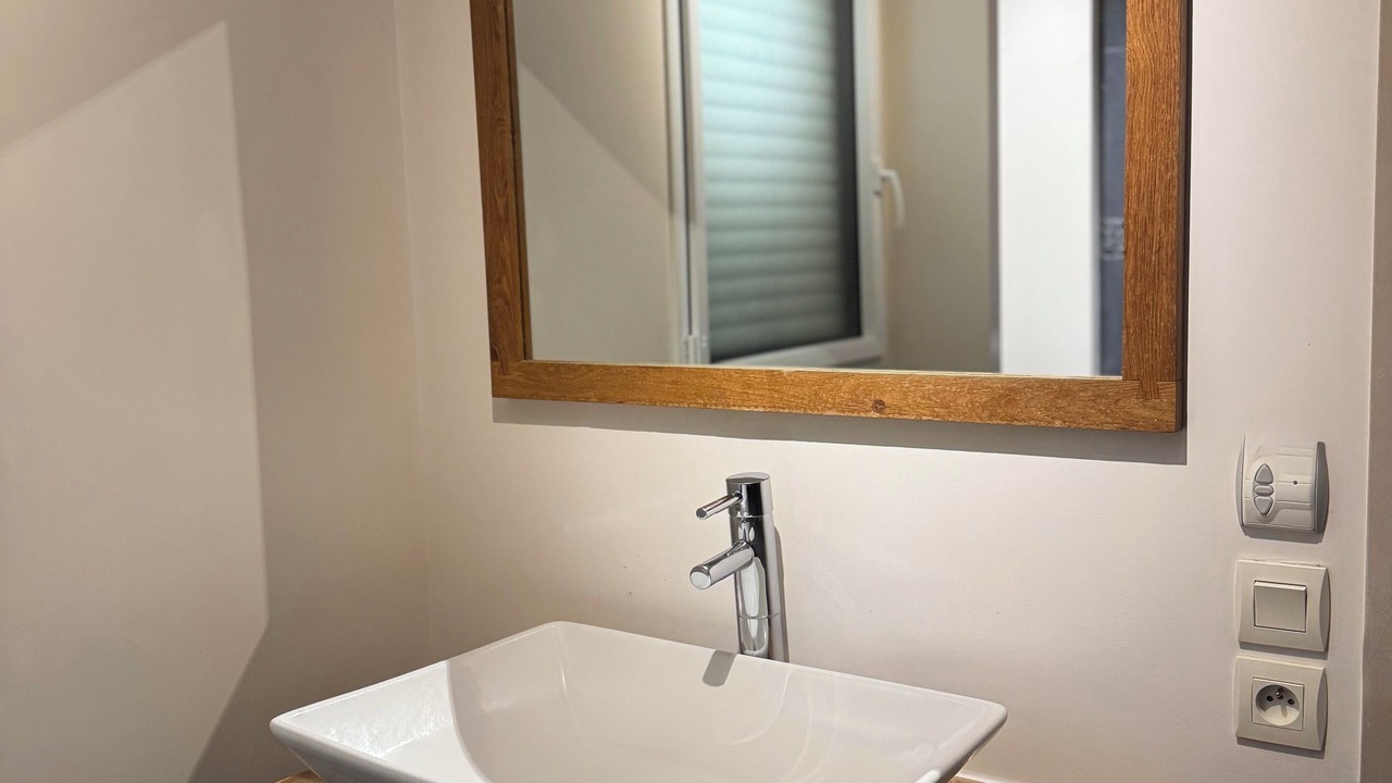 Photo of Bathroom in Saint-Martin-aux-Chartrains
