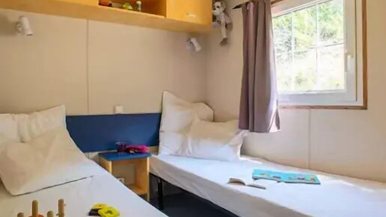 Photo of Bedroom in Saint-Vincent-de-Durfort