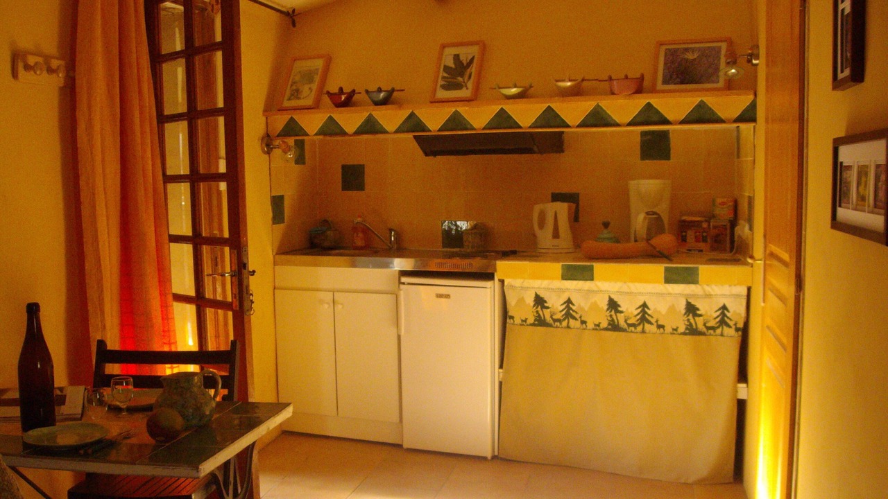 Photo of Kitchen in Castellet-les-Sausses