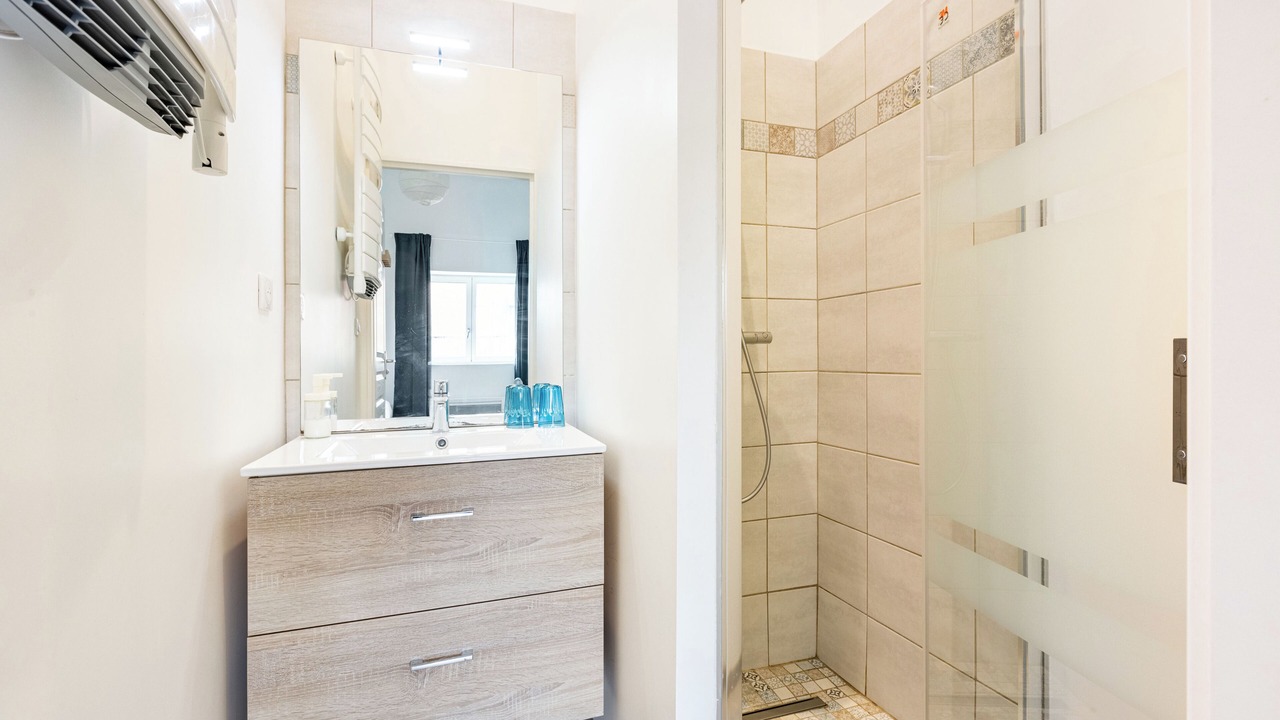 Photo of Bathroom in Tardinghen