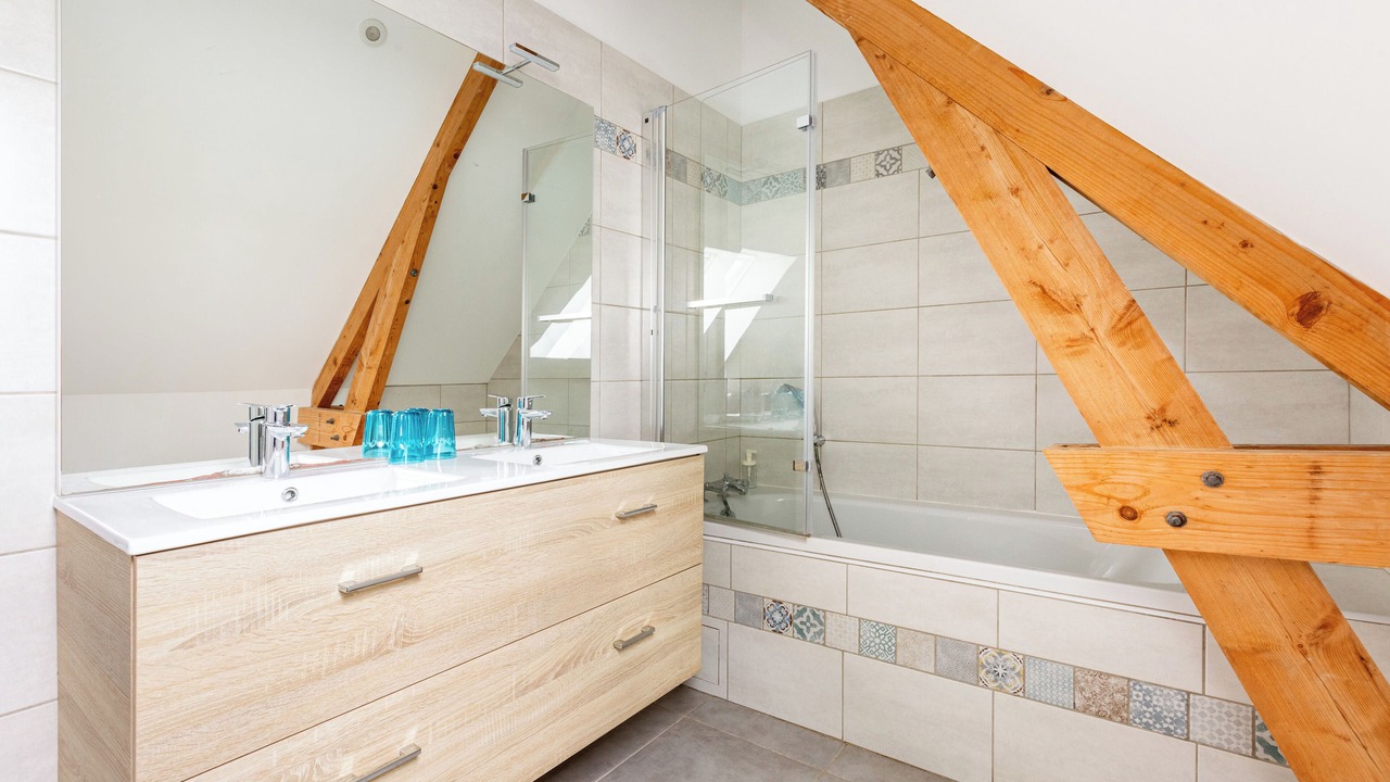 Photo of Bathroom in Tardinghen