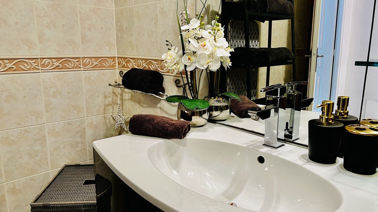 Photo of Bathroom in Le Rove