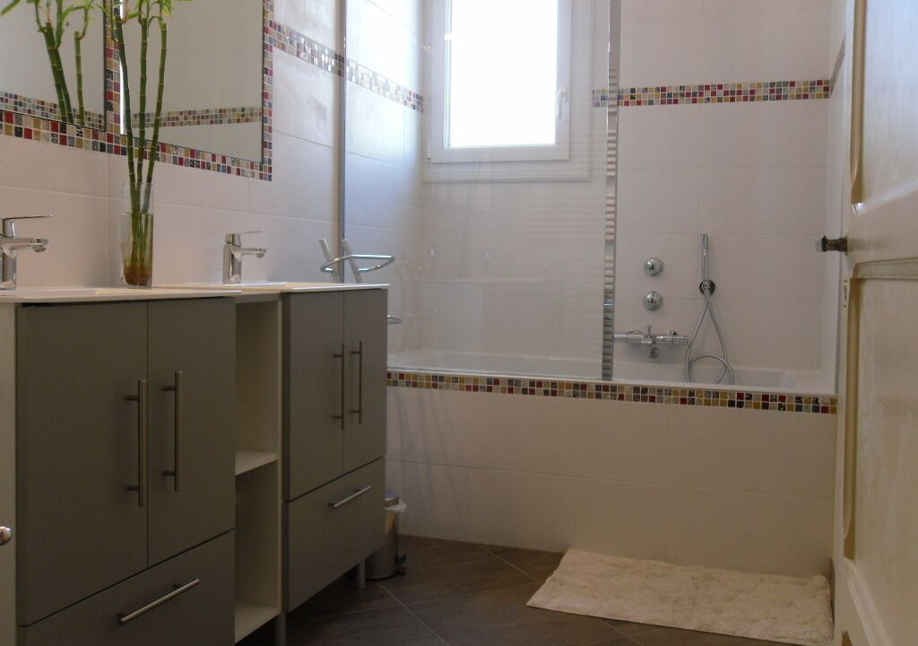 Photo of Bathroom in Les Sables d'Olonne