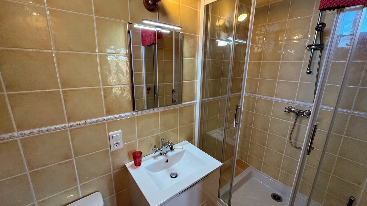 Photo of Bathroom in Montgaillard