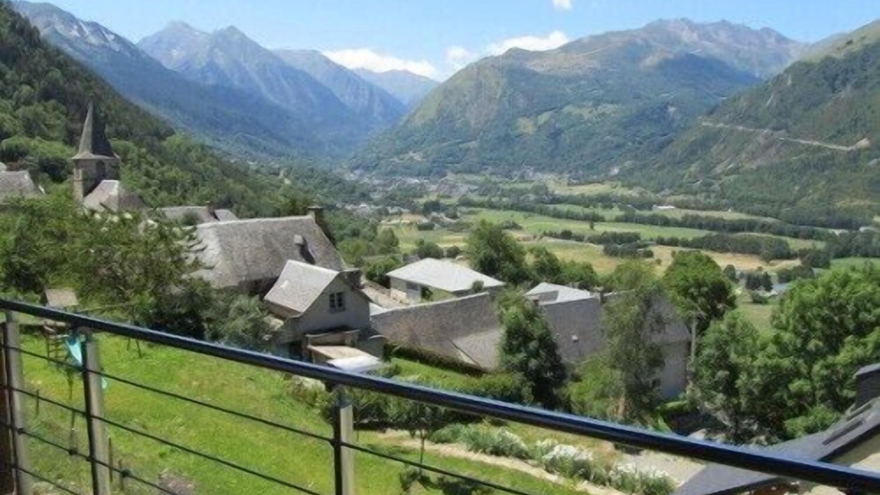 Photo of Outdoor in Camparan