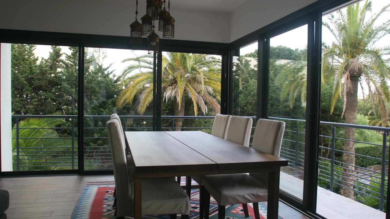 Photo of Others in California - Pezou