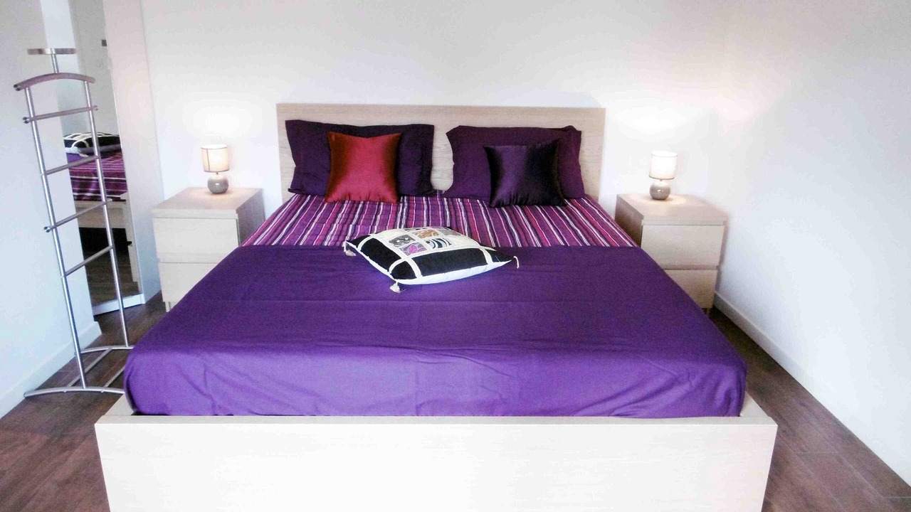 Photo of Bedroom in California - Pezou