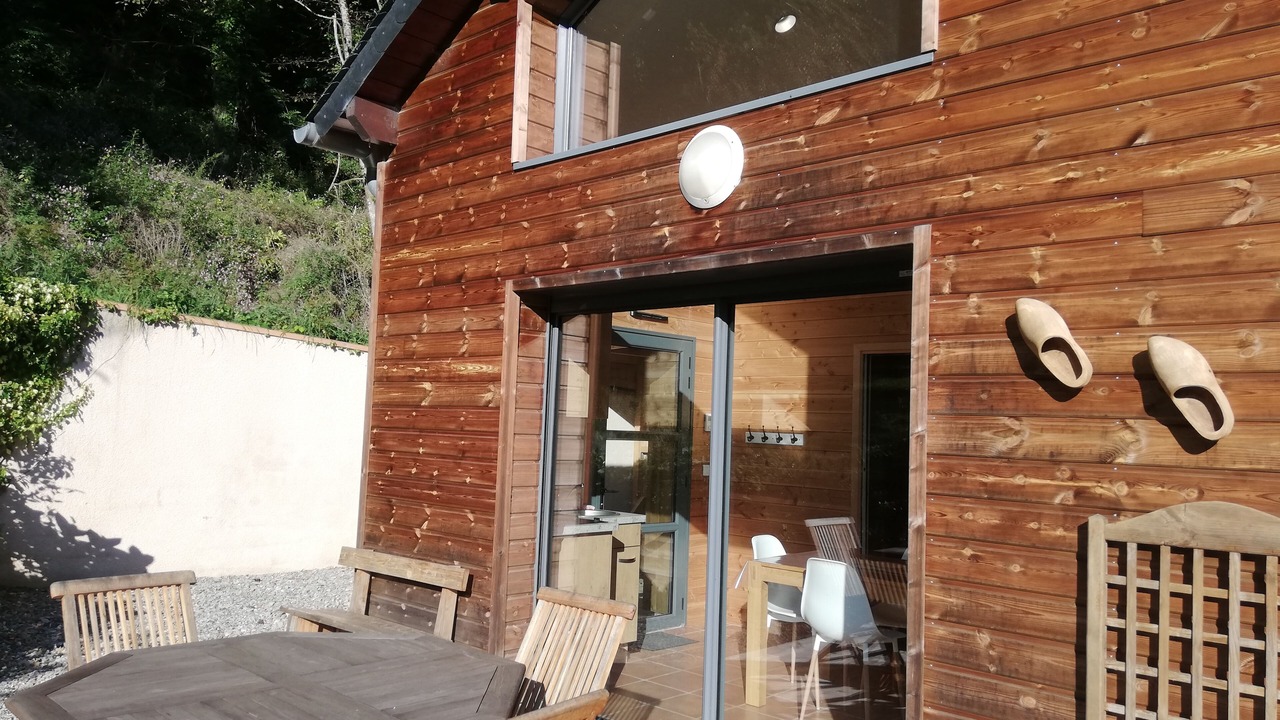 Photo of Outdoor in Campan
