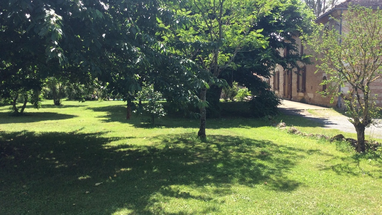 Photo of Outdoor in Sainte-Livrade-sur-Lot