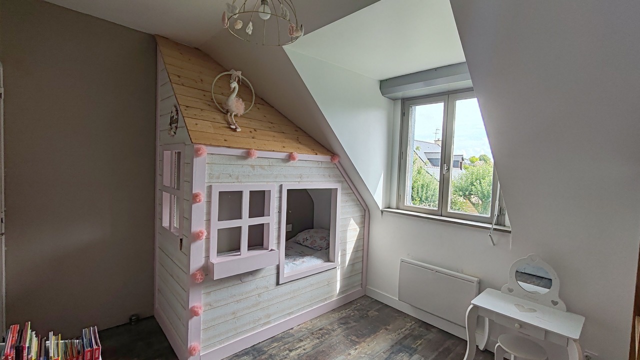 Photo of Bedroom in Saint-Jouan-des-Guerets