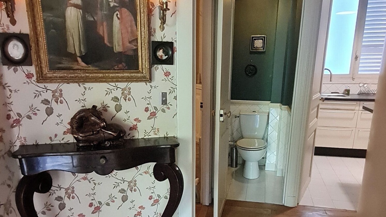 Photo of Bathroom in Quartier de l'Ecole-Militaire